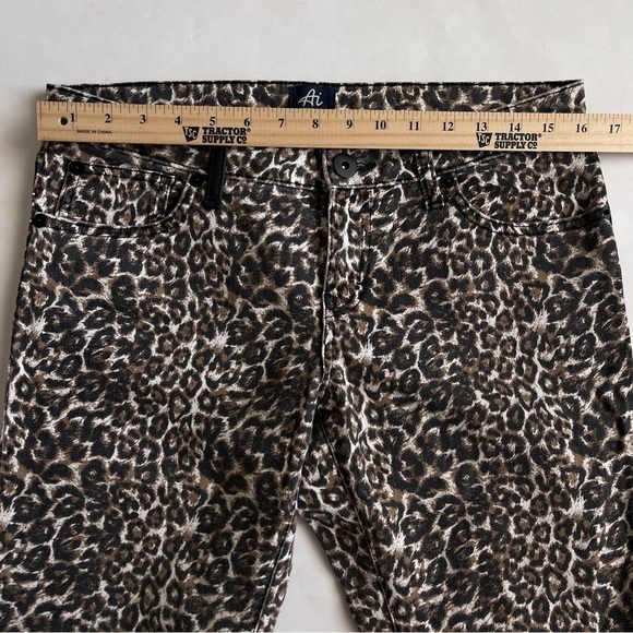 Authentic Icon Leopard Print Women's Jeans Size 29 - Picture 5 of 9